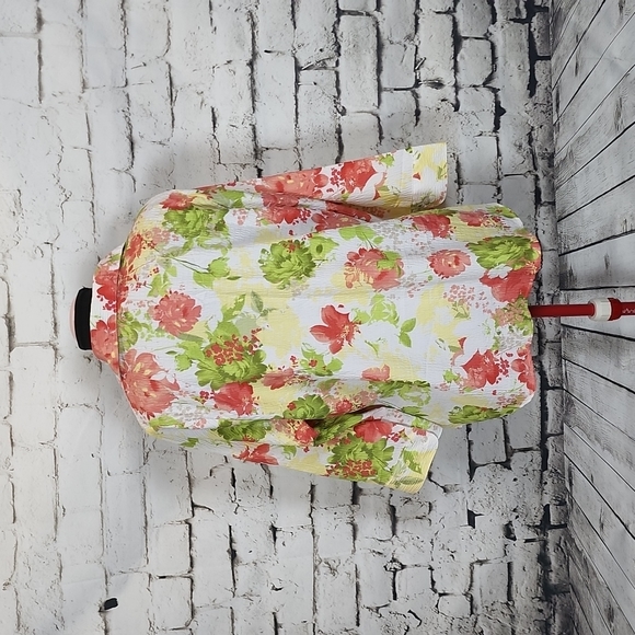 FLORAL Summery Breezy Blouse - Picture 3 of 7